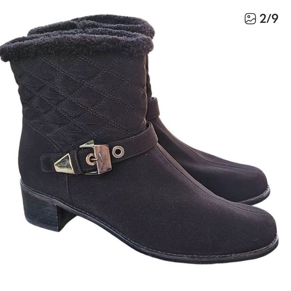 Stuart Weitzman ankle Bootie 9 Black "Furgorby" Aquatex Faux Fur winter fall